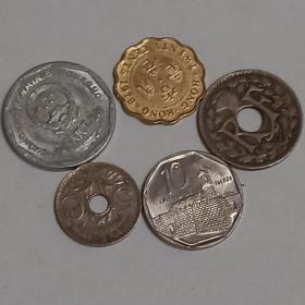 5 нечастых монет мира необычной формы, набором, разные страны